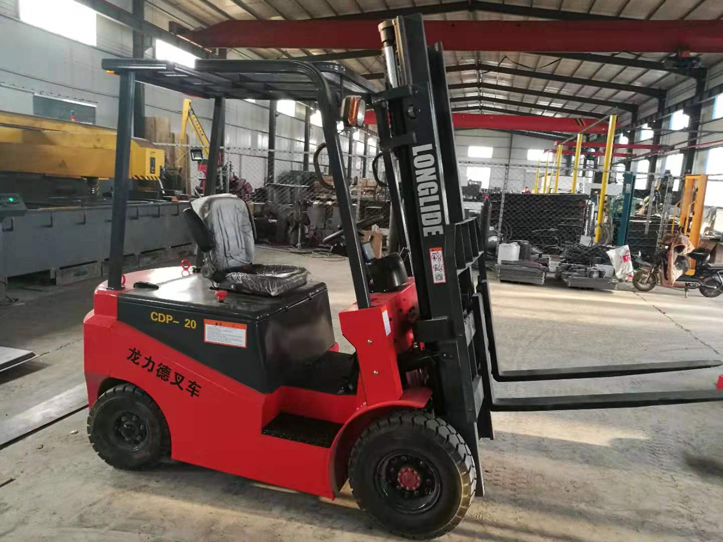 德州 龍力德CPD-20T 助力轉向電動叉車 環(huán)保叉車