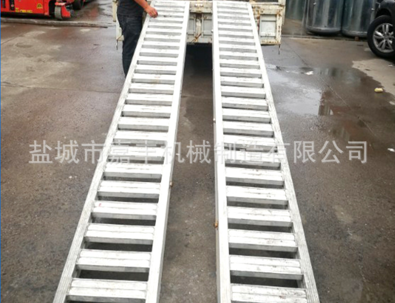 叉車專業(yè)梯田
