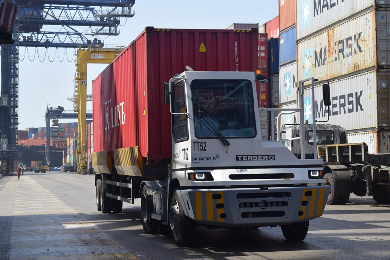 TERBERG YT系列堆場牽引車