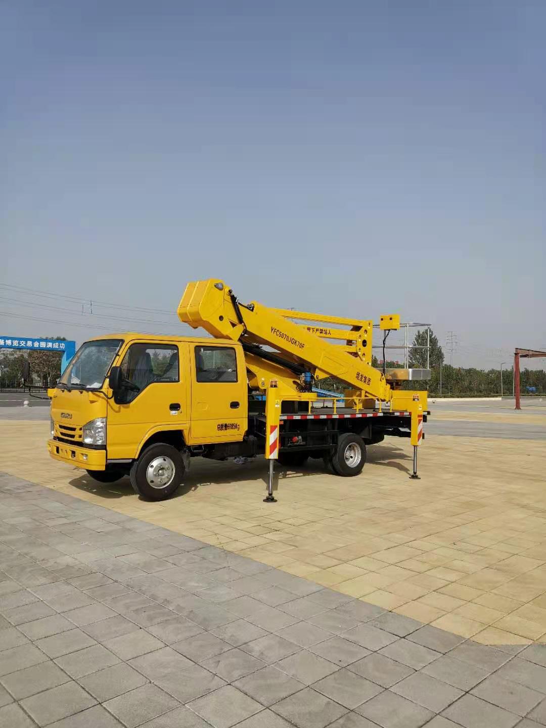 江河：23米混合臂車(chē)載式高空作業(yè)平臺(tái)
