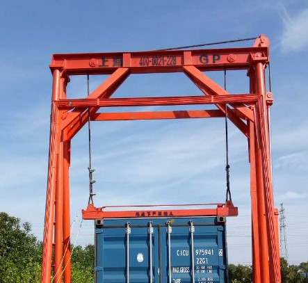 基澎：標(biāo)準(zhǔn)吊機(jī)BSJD300