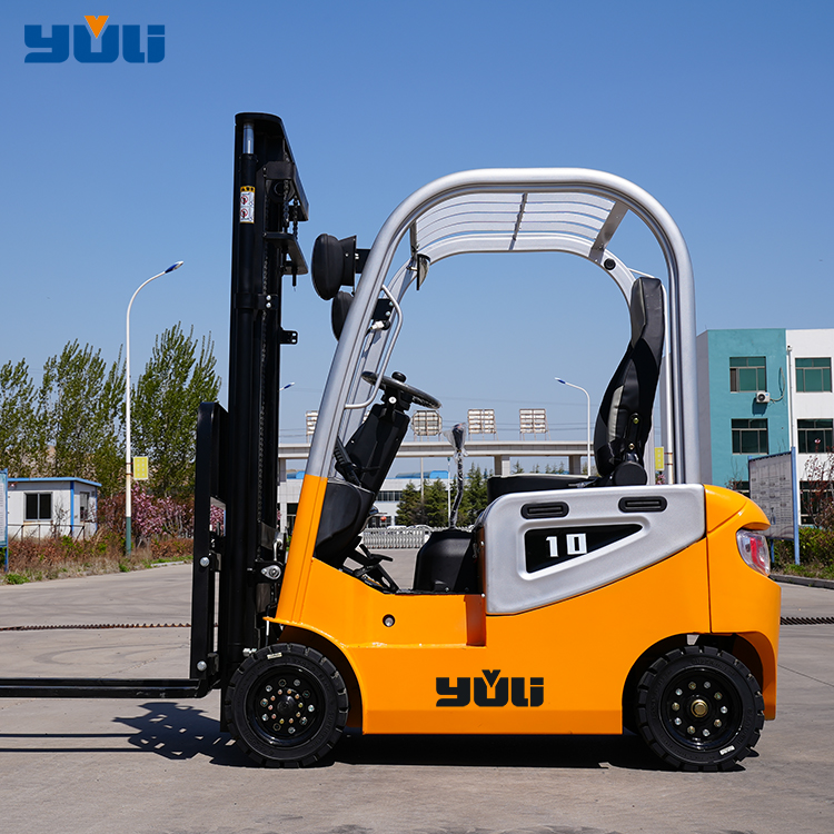 四輪電動(dòng)叉車(chē)1.5噸3噸座駕式電瓶叉車(chē)電動(dòng)鏟車(chē)電動(dòng)叉車(chē)