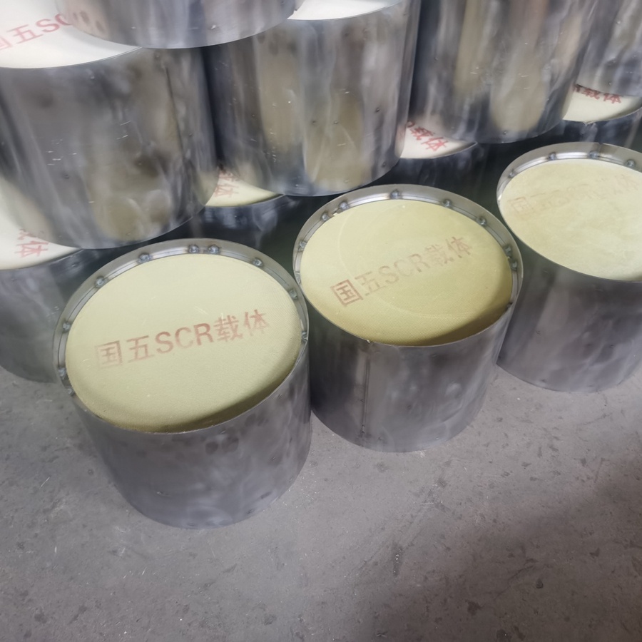 山東綠昊生產(chǎn)尾氣后處理SCR載體，載體封裝總成，維修用載體，DPF載體，DOC載體