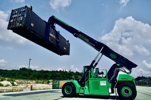 Ces Srl HLM 500 19F 吊運機