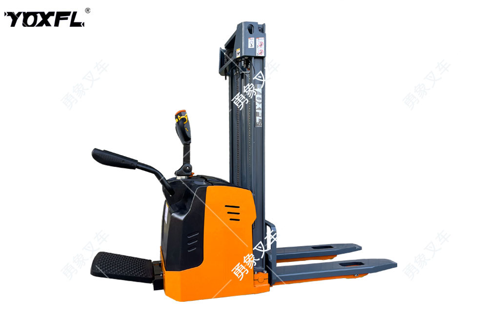 YOXFL勇象1.5噸電動(dòng)托盤堆垛車