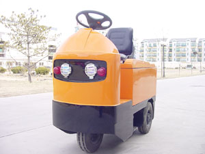 北京富新達(dá)1噸電動(dòng)牽引車  BFX-QDD1