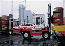 瑞典斯維叉車(chē)(SVETRUCK)10噸紙類(lèi)專(zhuān)用搬運(yùn)叉車(chē) 1060-28*