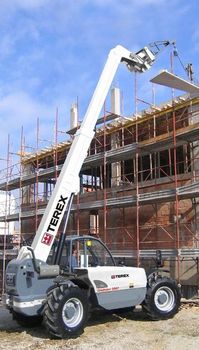 美國(guó)德雷克斯叉車（Terex）3噸伸縮臂叉車 TEREX Gladiator 3007 Telehandler