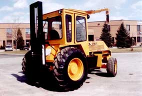 加拿大升王叉車(LIFTKING)15000磅內燃式牽引車 LK15T22