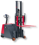 日本力至優(yōu)叉車(NICHIYU)  FBD 系列0.7-1噸步行式電動堆高機 FBD Series (WALKIE HIGH LIFT TYPE)