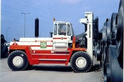 瑞典斯維叉車(SVETRUCK)32噸鋼卷專用搬運叉車 32120-48