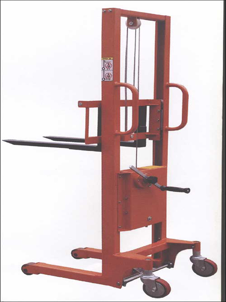 重慶明華步行式手動(dòng)堆高機(jī)