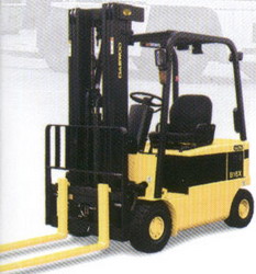 斗山電動(dòng)平衡重叉車 B15/18S-2 (充氣輪胎, 48V)