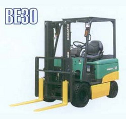 小松BE系列四支點(diǎn)電動(dòng)平衡重叉車 BE系列