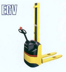 小松步行式高起升托盤運(yùn)搬車 EGV系列