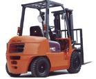 大連內(nèi)燃叉車(chē)  