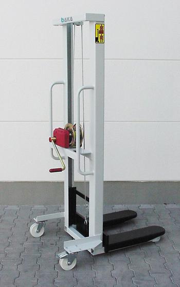 德國(BAKA)0.3-1噸手動機械式堆高機