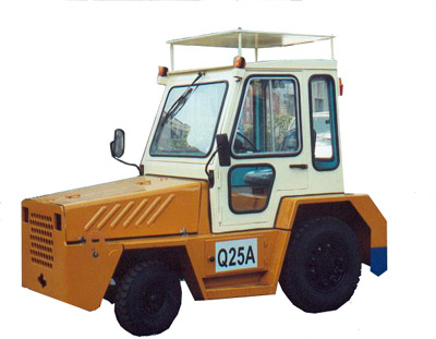 大連2.5噸牽引車(chē) Q25 