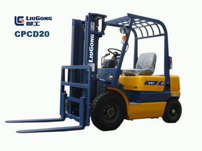 柳工2噸內(nèi)燃平衡重叉車(chē) CPCD20