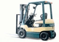 日本豐田40-7FB15電動(dòng)平衡重叉車(chē) 40-7FB15