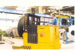 德國(guó)胡比特克斯叉車(chē)(HUBTEX)CT100卷狀物搬運(yùn)叉車(chē) CT100