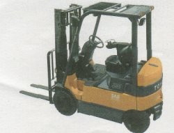 美國豐田叉車(TOYOTA)7FBMF40平衡重三掄電動叉車 7FBMF40