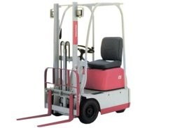 小松叉車(chē)（美國(guó)）RE PE Series平衡重四輪電動(dòng)叉車(chē) RE PE Series