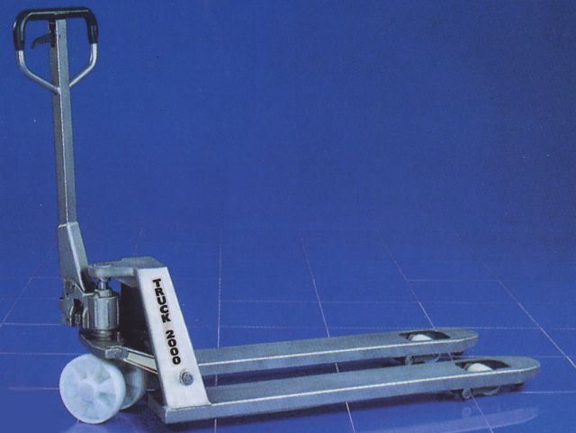 德國Deutruck內(nèi)燃集裝箱堆高機(jī)