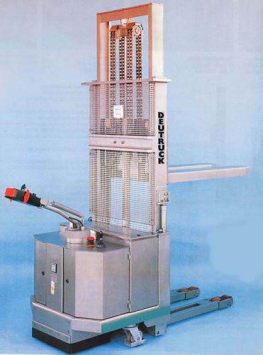德國(guó)Deutruck不銹鋼步行式全電動(dòng)堆高機(jī) EGV INOX