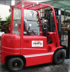 美國(guó)世圍(WORLDWIDE)WFE4,000 - 5,000電動(dòng)平衡重叉車 WFE —4,000 -   5,000