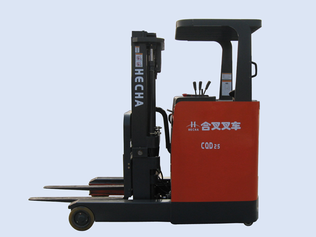 CQD25前移式電動(dòng)叉車