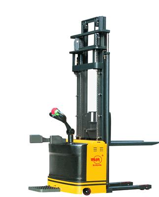 新疆超高全電動堆高車 CDD1545/CDD1558