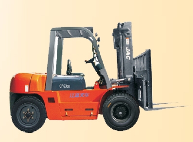 江淮重工8噸內(nèi)燃柴油平衡重叉車(chē) CPCD80