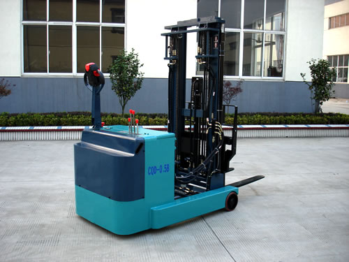 濰坊廣海CQD電動(dòng)前移式叉車(chē)（站立式）