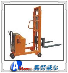 沈陽半電動堆高車 半電動堆高機(jī)CDD10B