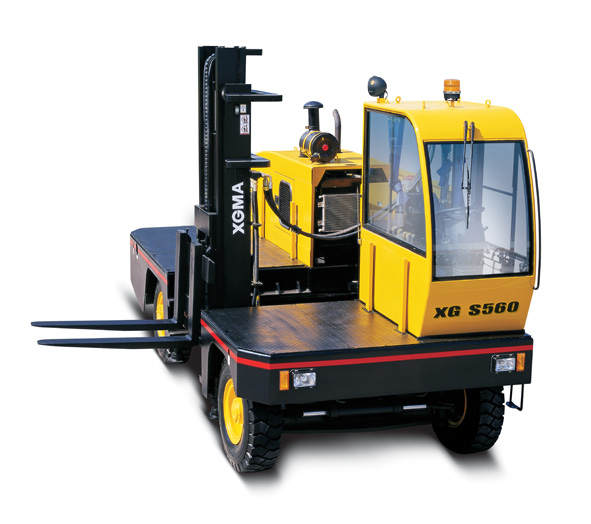 廈門(mén)廈工6噸側(cè)面叉車(chē)
