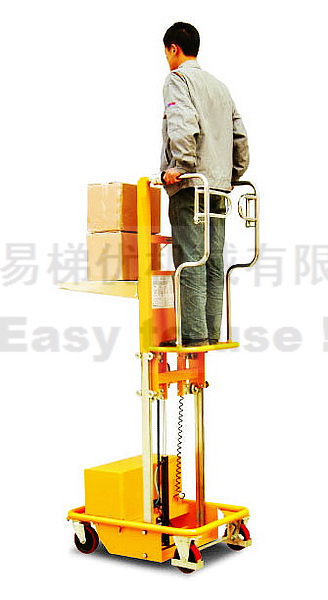 電動取貨車