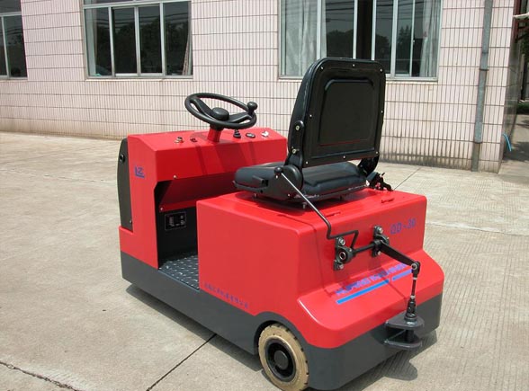 衡陽利美電動(dòng)牽引車