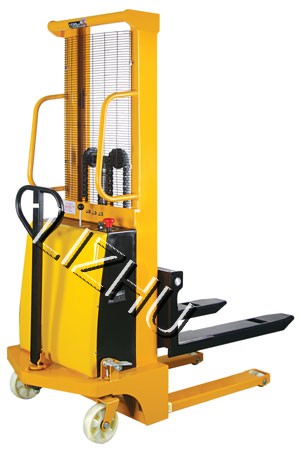 半電動堆高機 CTD