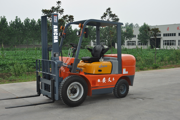 供應(yīng)安叉2T內(nèi)燃平衡重叉車(chē) 2T1.7米