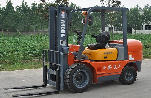 供應(yīng)2.5噸叉車3米 CPC－25