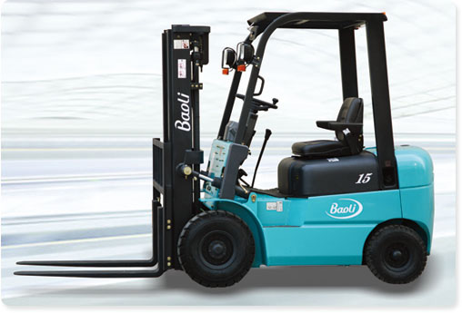寶驪1-1.8噸內(nèi)燃叉車