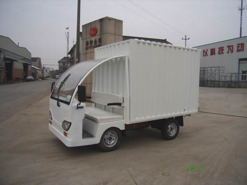 華宇：廂式電動搬運車 TF型