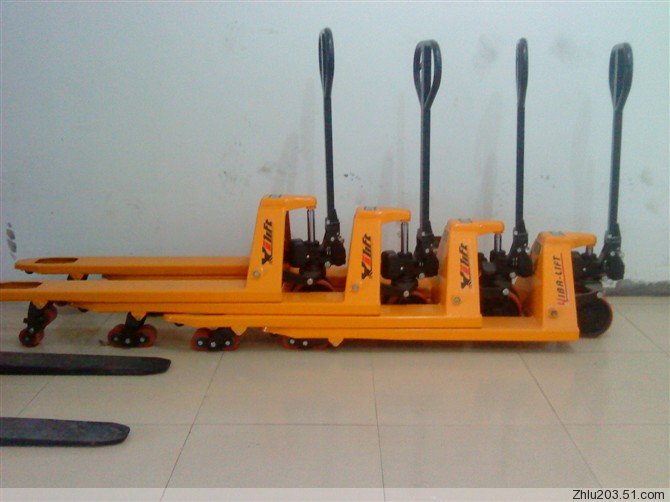 手動(dòng)液壓車 2.5T