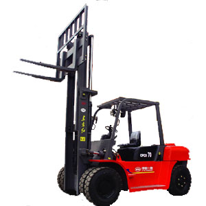 東方紅CPCD70內(nèi)燃平衡重式柴油力叉車 東方紅CPCD70內(nèi)燃平衡重式柴油力叉車