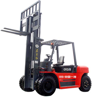 東方紅CPCD50內(nèi)燃平衡重叉車 東方紅CPCD50內(nèi)燃平衡重叉車