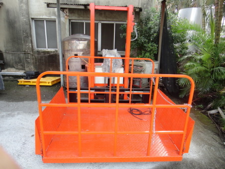 岳陽升降機(jī)廠家直銷 sjj