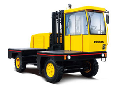 廈工3噸柴油側(cè)面叉車(chē) CCCD3A(XG530S-DT2)