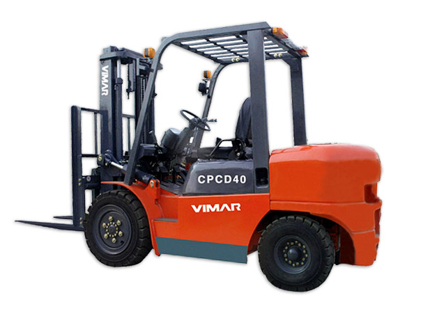 4-4.5T內燃叉車 4-4.5T內燃叉車