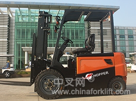 供應(yīng)合派電動平衡重叉車CPD30結(jié)構(gòu)堅固 操作簡便 性價比高 CPD30
